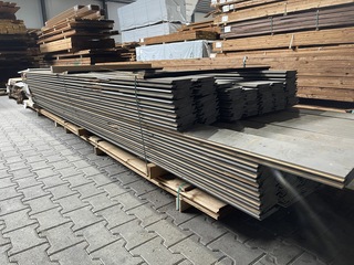 Ca. 65x Thermo Vuren Channelsiding, 20x138mm, lengte 360cm